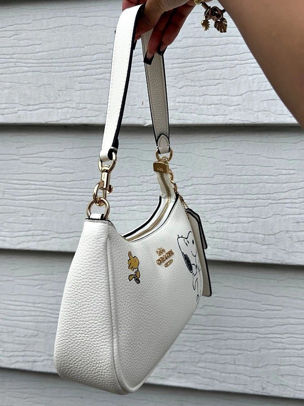 Coach White Snoopy Teri Shoulder Bag NWOT - Picture 5 of 11